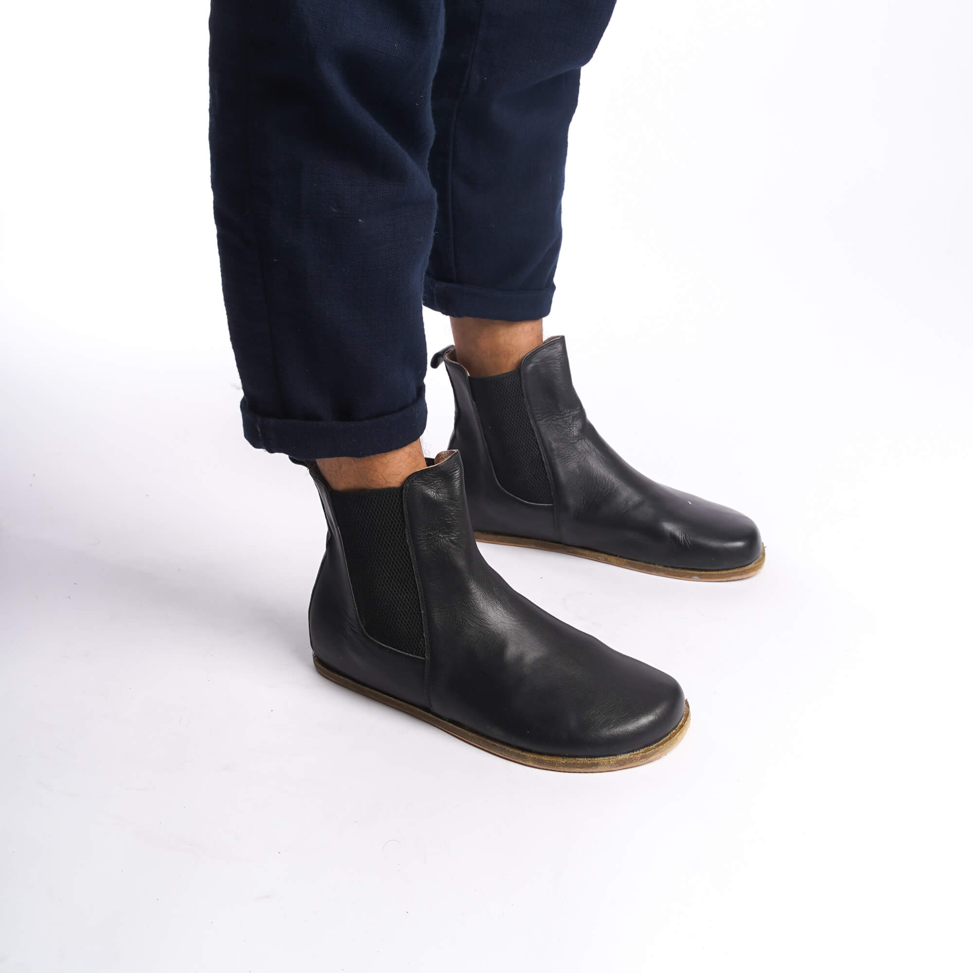 Caria Barefoot Men Chelsea Boots Black Pelanir