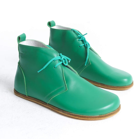 Minimalist green leather barefoot boots with zero-drop sole, crafted for natural movement and all-day comfort – perfect for US customers.