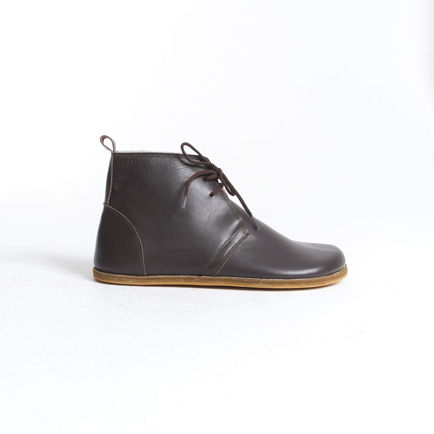 Support your feet in style with our supportive leather boots. The wide toe box allows for natural foot movement. #foothealth #leatherboots #widetoebox #comfort