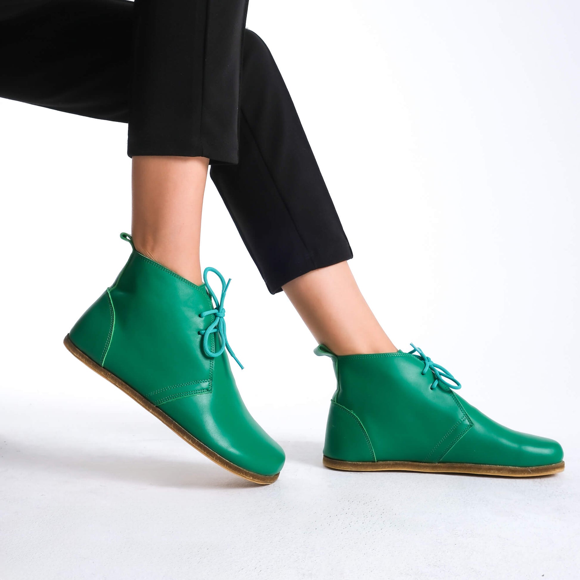 Chic green barefoot boots, designed for natural walking and everyday wear.